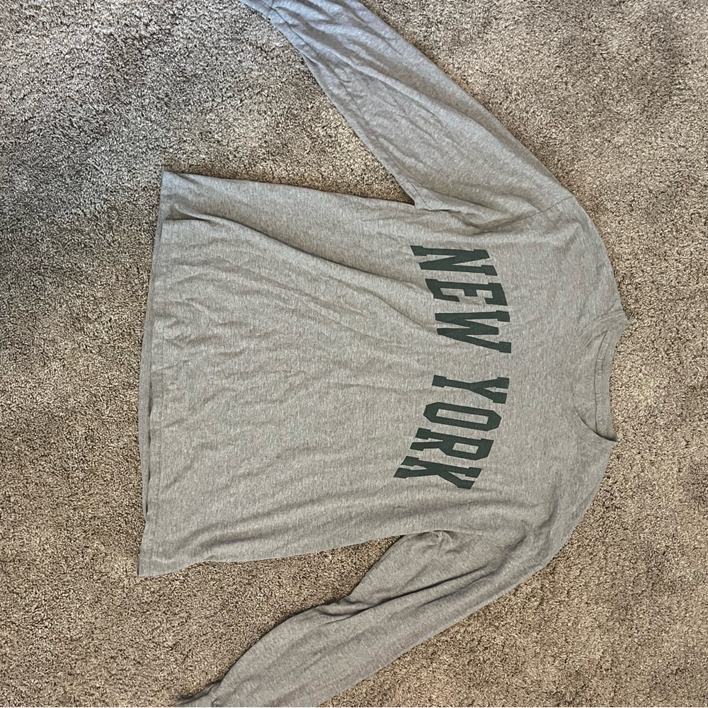 Gray New York Graphic Long Sleeve Shirt